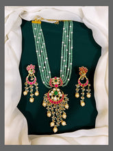 Emerald Beads Kundan Necklace With Screwback Earrings - PB0079